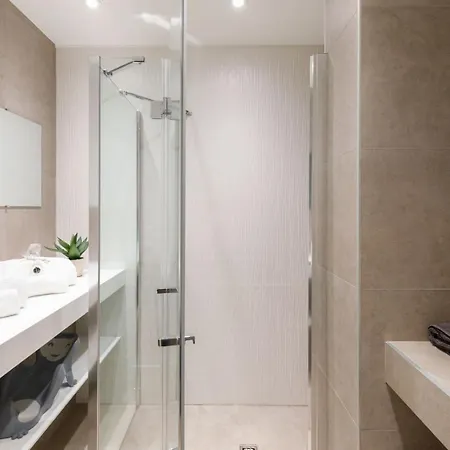 Croisette Martinez - Luxueux T3 70m2 Et Balcon * Cannes